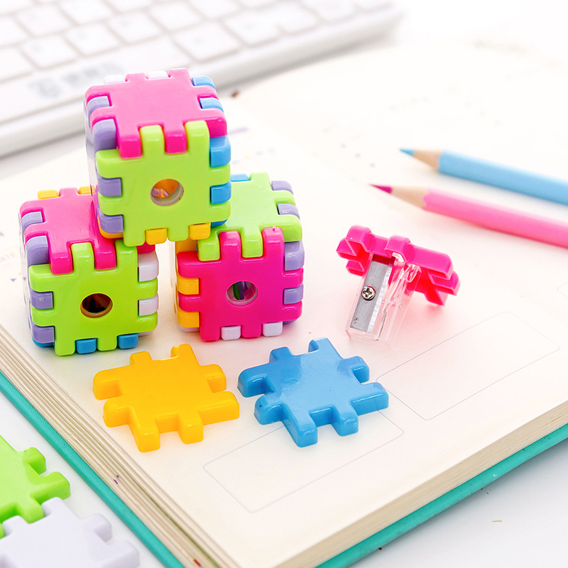 Đồ Chuốt Viết Chì Hình Khối Rubik Hoạt Hình Dễ Thương