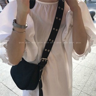 : túi đeo chéo ulzzang.
