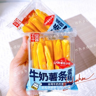 Một gói bánh bông lan tươi hình khoai tây có kèm tương ớt chấm Đài Loan gói 100g