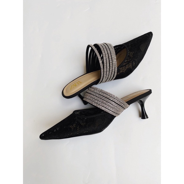 Guốc ren ZARA quai đá