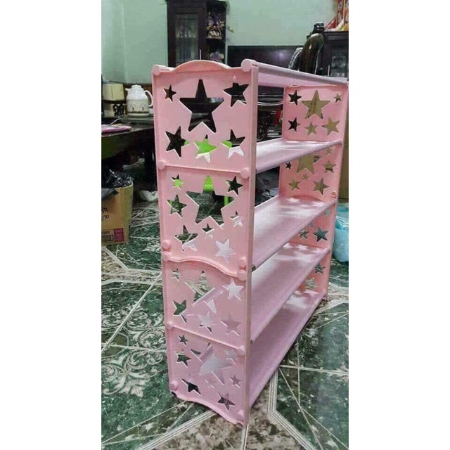Giá để giày hình sao. Tháo lắp tiện dụng tạo không gian thoáng đãng cho ngôi nhà.