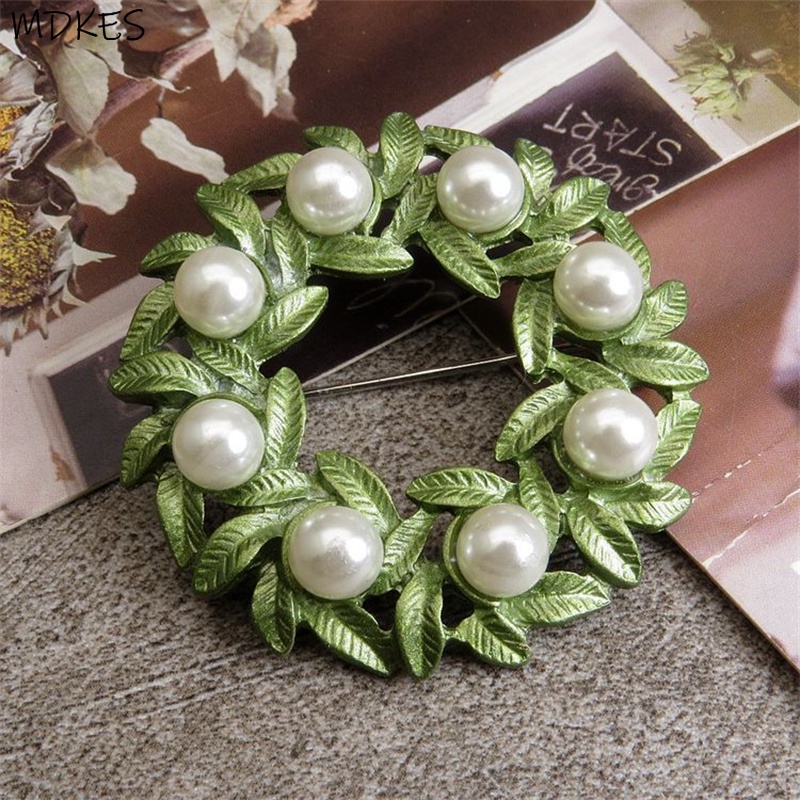 Ghim Cài Áo Hình Vòng Hoa Màu Tương Phản Đơn Giản Thời Trang Đường Phố Retro Cho Nam Và Nữ