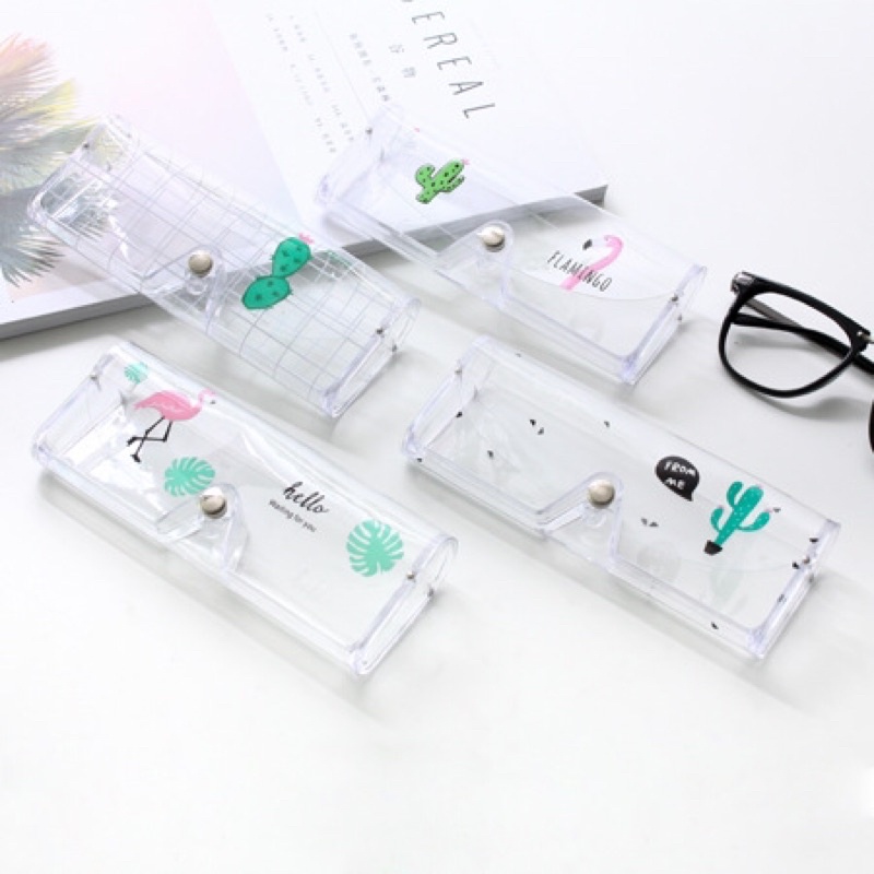 HỘP ĐỰNG KÍNH TRONG SUỐT IN HÌNH DỄ THƯƠNG CHẤT LIỆU NHỰA MỀM