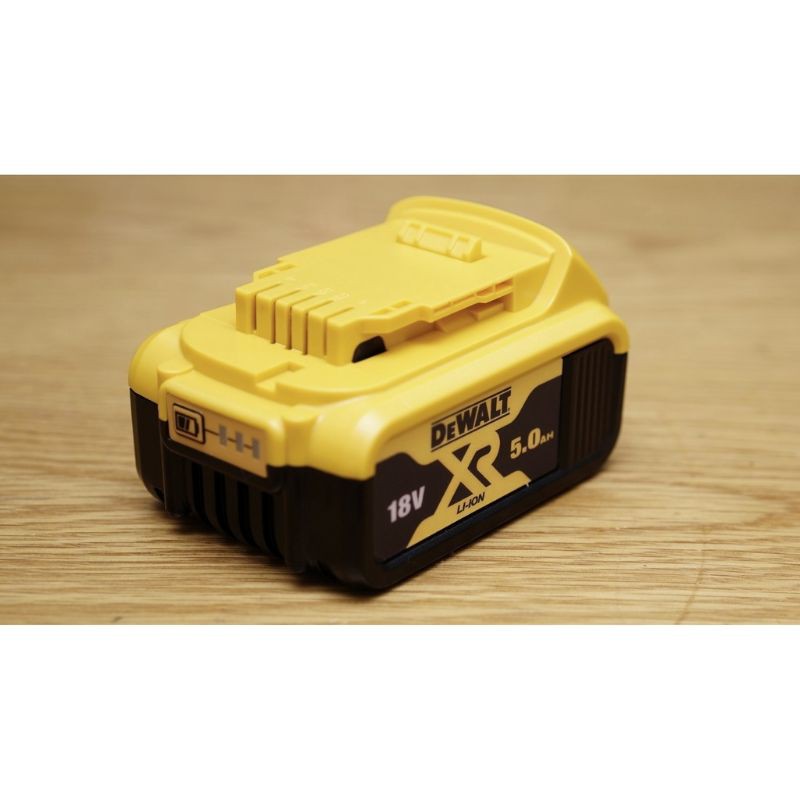 DMTT Vỏ Pin Dewalt 18V Li-ion, 2 Hàng Cell, Có Mặt Báo Pin, Nhận Sạc Zin.