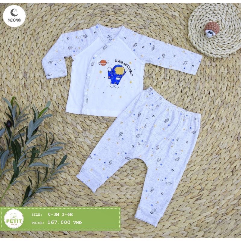 MOON - Bộ dài tay cài chéo chất petit thương hiệu Moon@ cho bé sơ sinh 3-7Kg