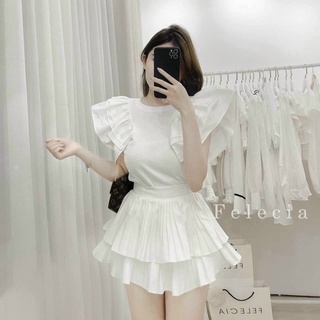 Chân váy xoè xếp li.