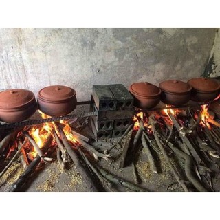 niêu cá diếc đồng kho trám