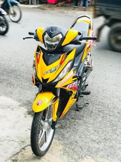 Tem rời Winner GTR phối đỏ đen trắng