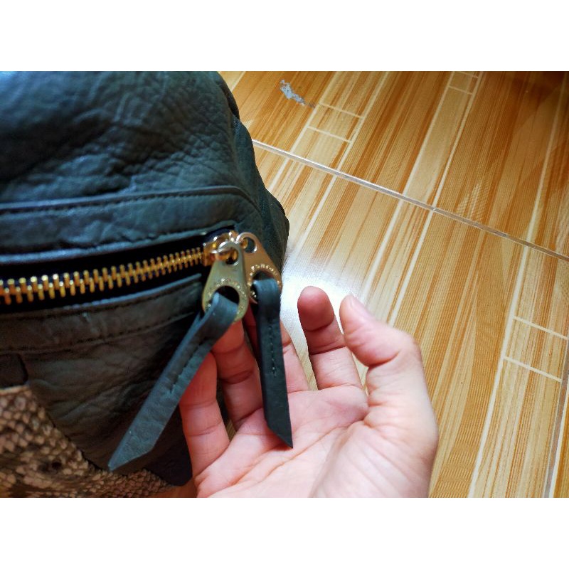 Túi xách da rắn xanh rêu