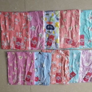 Bộ lanh bầu đùi cho mẹ