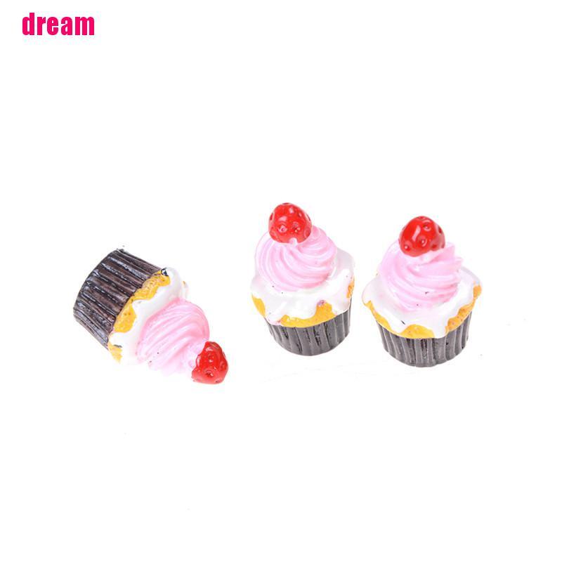 Bộ 3 Mô Hình Bánh Dâu Tây Mini Dùng Để Trang Trí