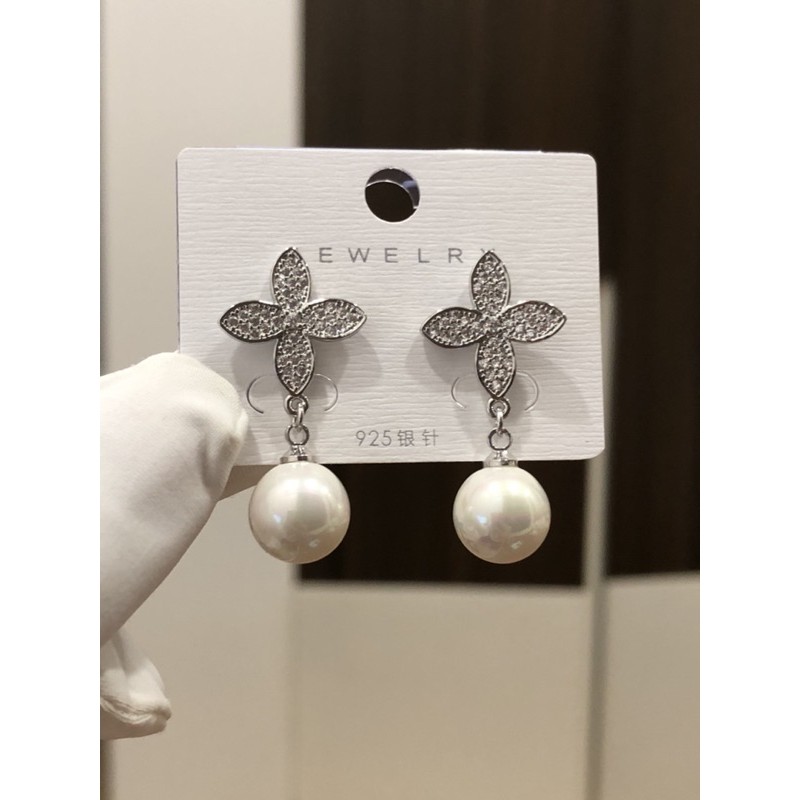 Bông tai bạc cỏ bốn lá Ngọc nạm đá,Bông tai cỏ bốn lá xi kim cao cấp-Minn Tâm Jewelry