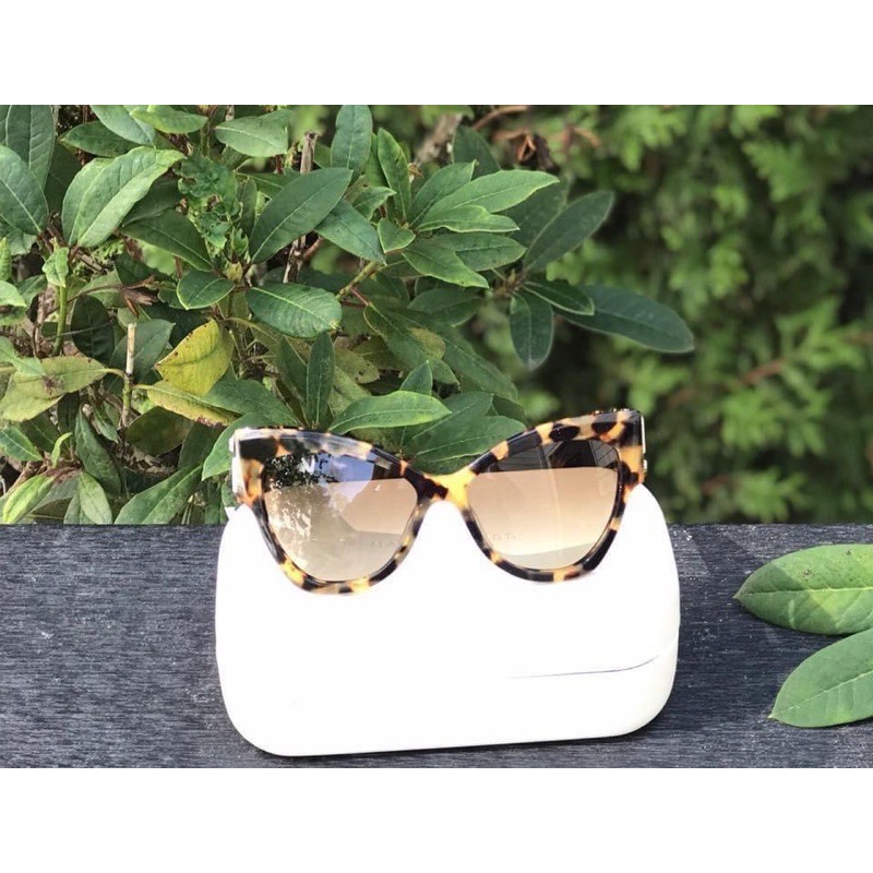 Kính mát nữ Marc Jacobs authentic