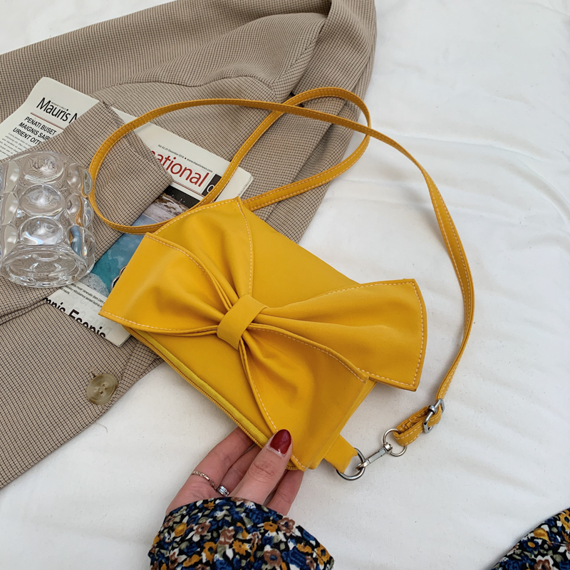 Túi đeo chéo thời trang mẫu 2021 dành cho nữ