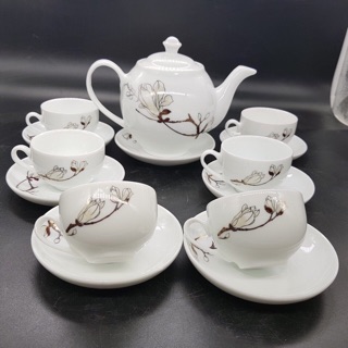 (Mẫu mới) Bộ ấm chén dáng Minh Long( hàng Bát Tràng) cao cấp sang trọng, tinh tế.