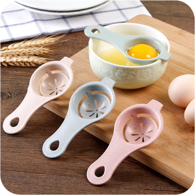 Dụng cụ tách lòng trắng trứng nhựa an toàn cho bé ăn dặm LABAMO DC03