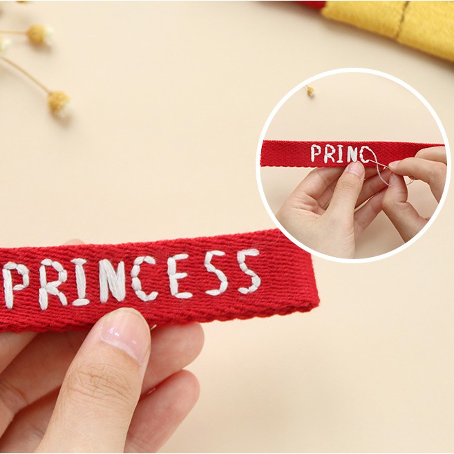 Móc Khoá Thêu Hoạ Tiết Hoạt Hình Dễ Thương