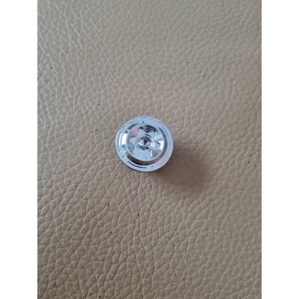 Ốc nắp nhớt gắn nhiều loại xe