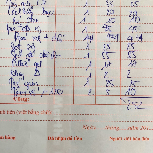 Combo khách hàng mua đồ nail