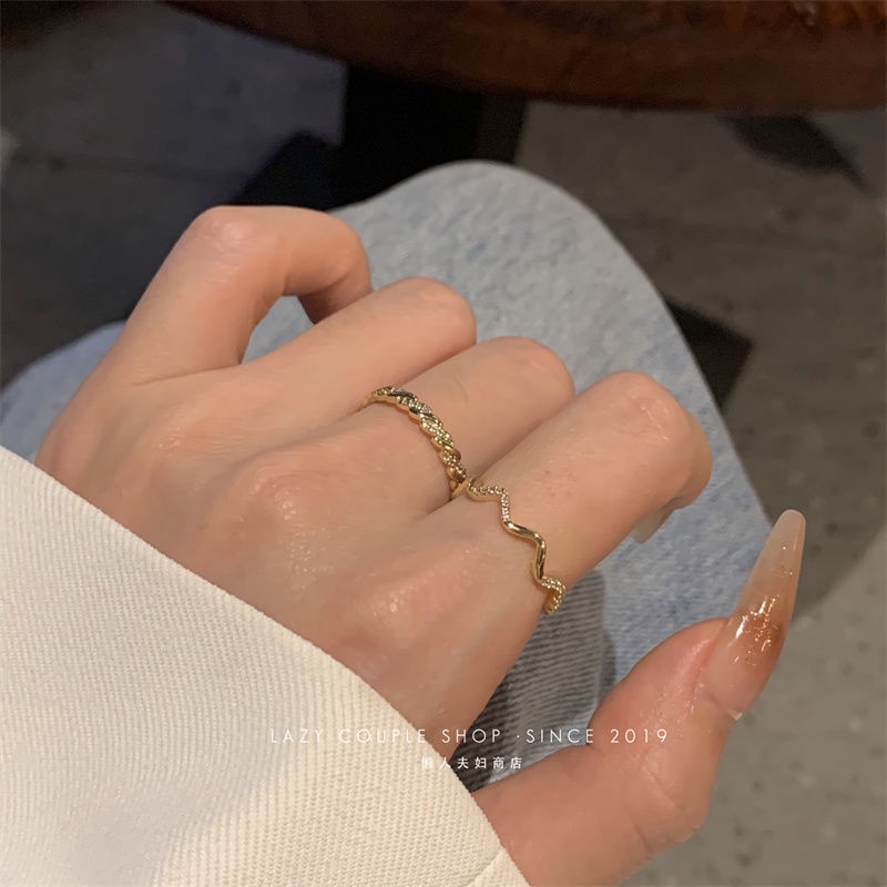 Nhẫn hợp kim dạng hở kiểu gợn sóng đính đá thời trang dành cho nữ