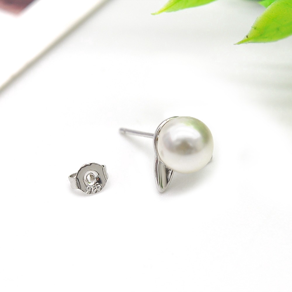Khuyên tai mạ bạc có đính ngọc trai đơn giản thanh lịch