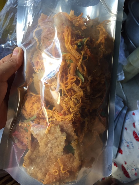 [ 500GRAM ] CƠM CHÁY LẮC KHÔ GÀ🐥🍃🌶🍘 | BigBuy360 - bigbuy360.vn