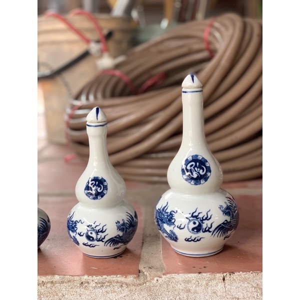 Nậm Rượu Thờ Cúng, Hũ Đựng Rượu Trên Ban Thờ