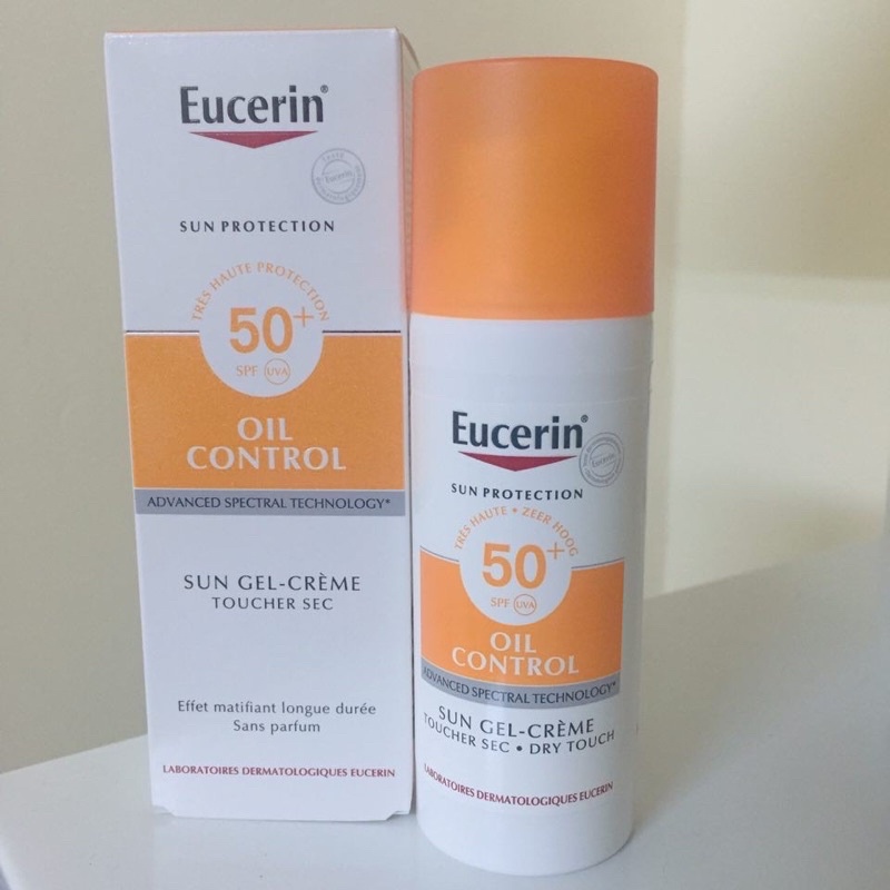 Kem Chống Nắng Eucerin Oil Control SPF50+ Kiểm Soát Nhờn