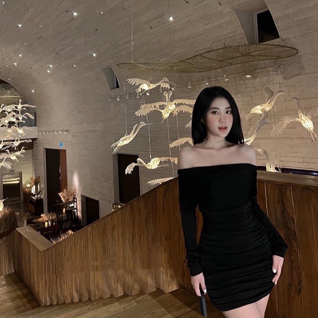 V12 - Váy Body Bẹt Vai Nhúm