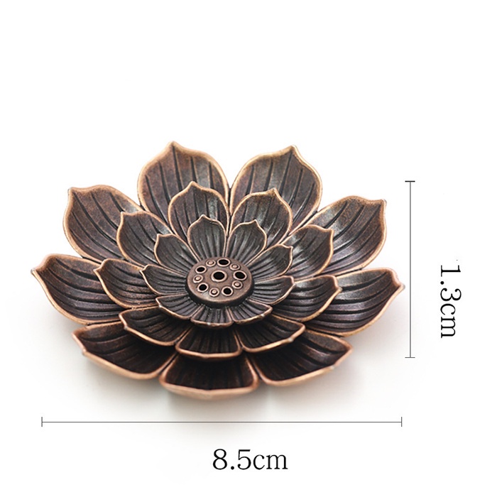 Lư hương hình hoa sen bằng đồng 6 lỗ.