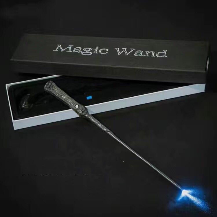 Cây Đũa Phép Thuật Của LED harry Potter Phát Sáng, cảnh sát, lõi kim loại, hiệu suất xung quanh cảnh sát của Hermione.