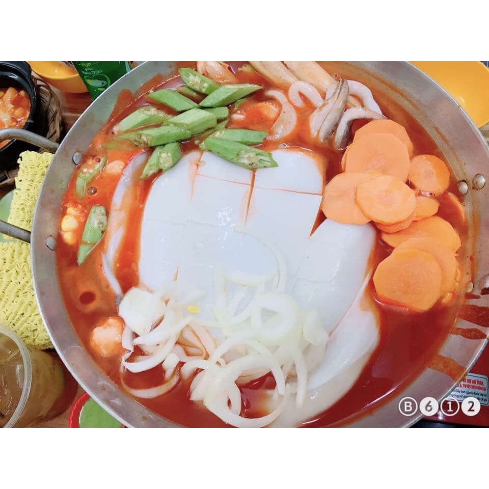 Lẩu mực khổng lồ size nhỏ