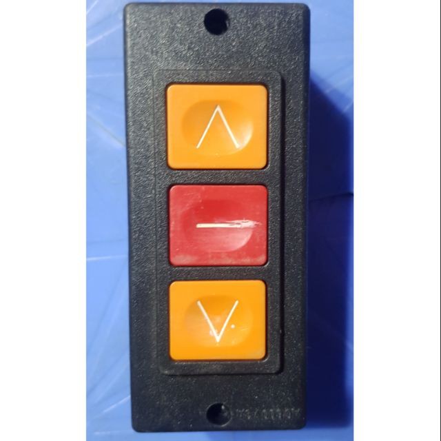 Công Tắc Cửa Cuốn