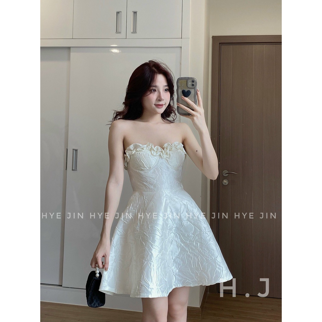 Váy gấm hoa nổi dáng xòe, Đầm cúp ngực sexy dáng xòe đi chơi, đi dự tiệc cực sang chảnh