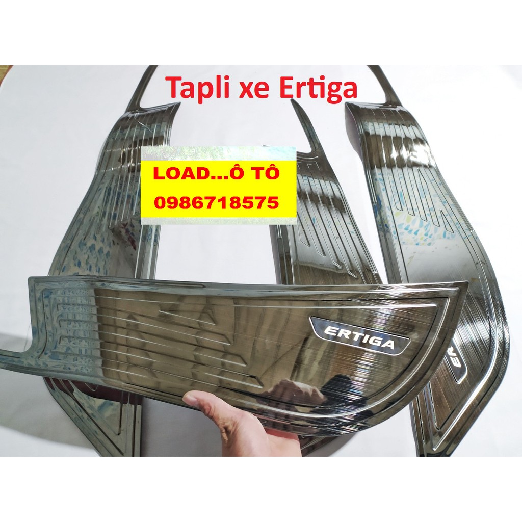 Bộ Ốp Tapli Cánh Cửa Ertiga 2022-2019 Mẫu Titan Cao Cấp Nhất Thị Trường