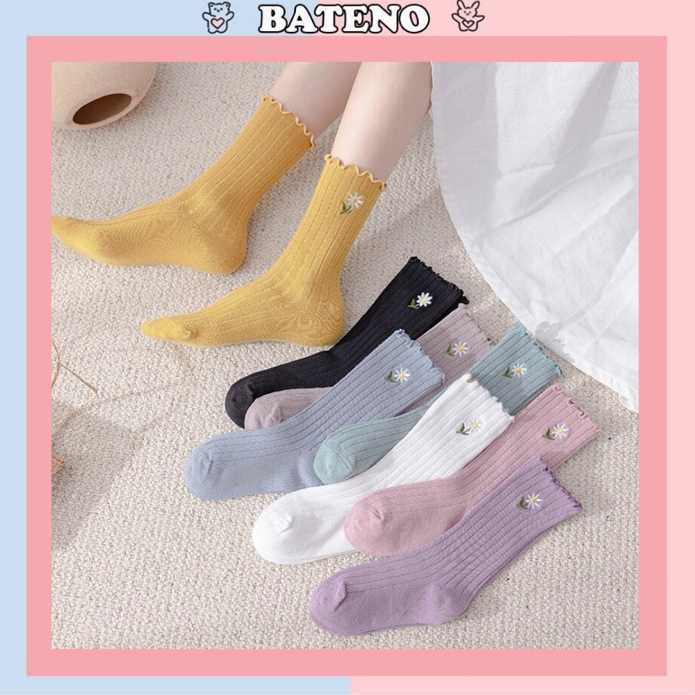 Tất nữ Bateno cổ cao thêu hoa cúc nhún cổ bèo vớ Vintage đủ màu TN40