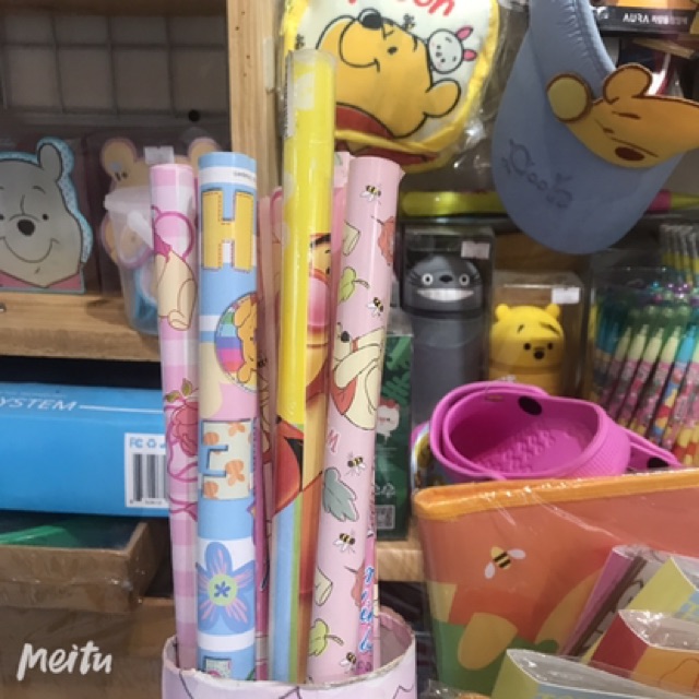 Giấy gói quà gấu Pooh