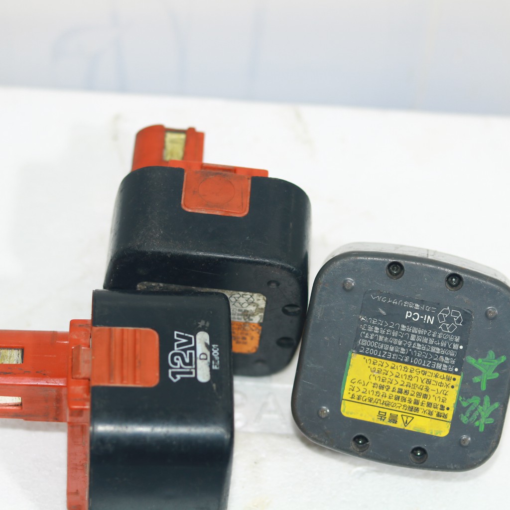 Vỏ pin national 12v
