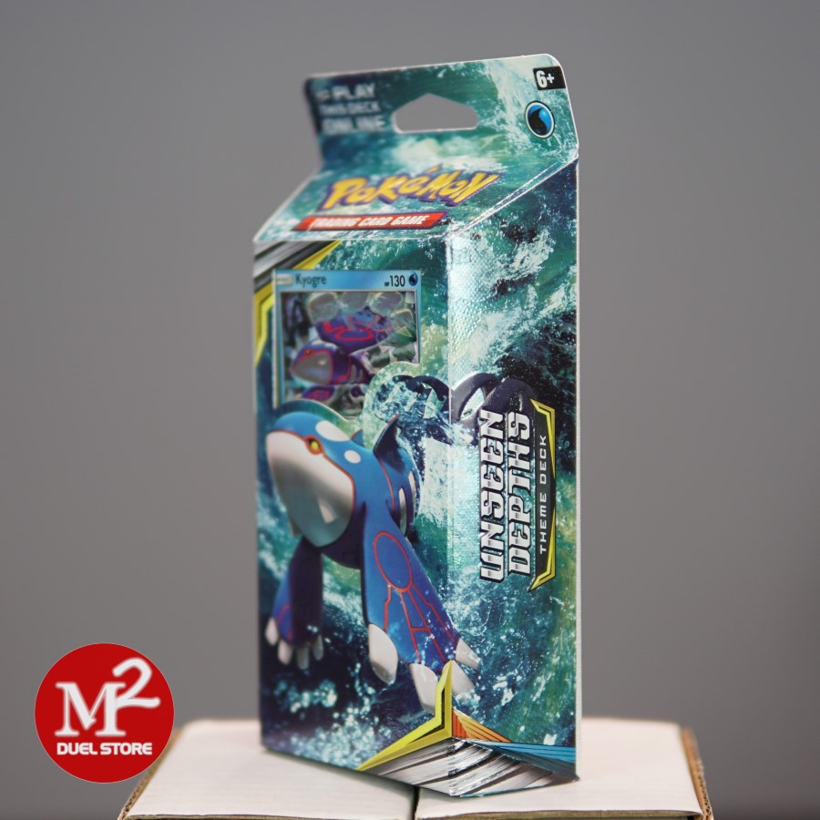 Hộp thẻ bài Sun &amp; Moon Cosmic Eclipse Theme Deck - Unseen Depths - Lá bài thật nhập từ Mỹ USA