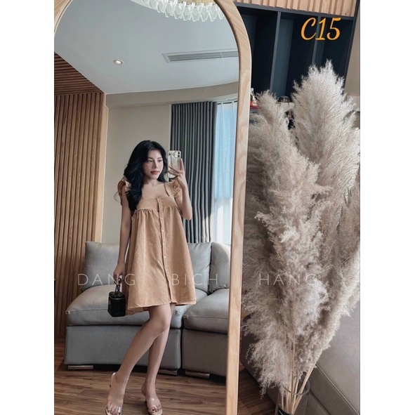 Đầm cánh tiên nâu gài nút xinh xắn dịu dàng