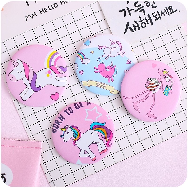 Gương trang điểm mini bỏ túi tiện lợi