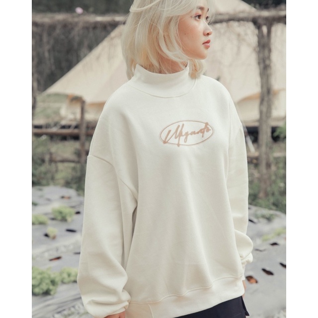 Áo nỉ Oval Turtleneck Sweatshirt