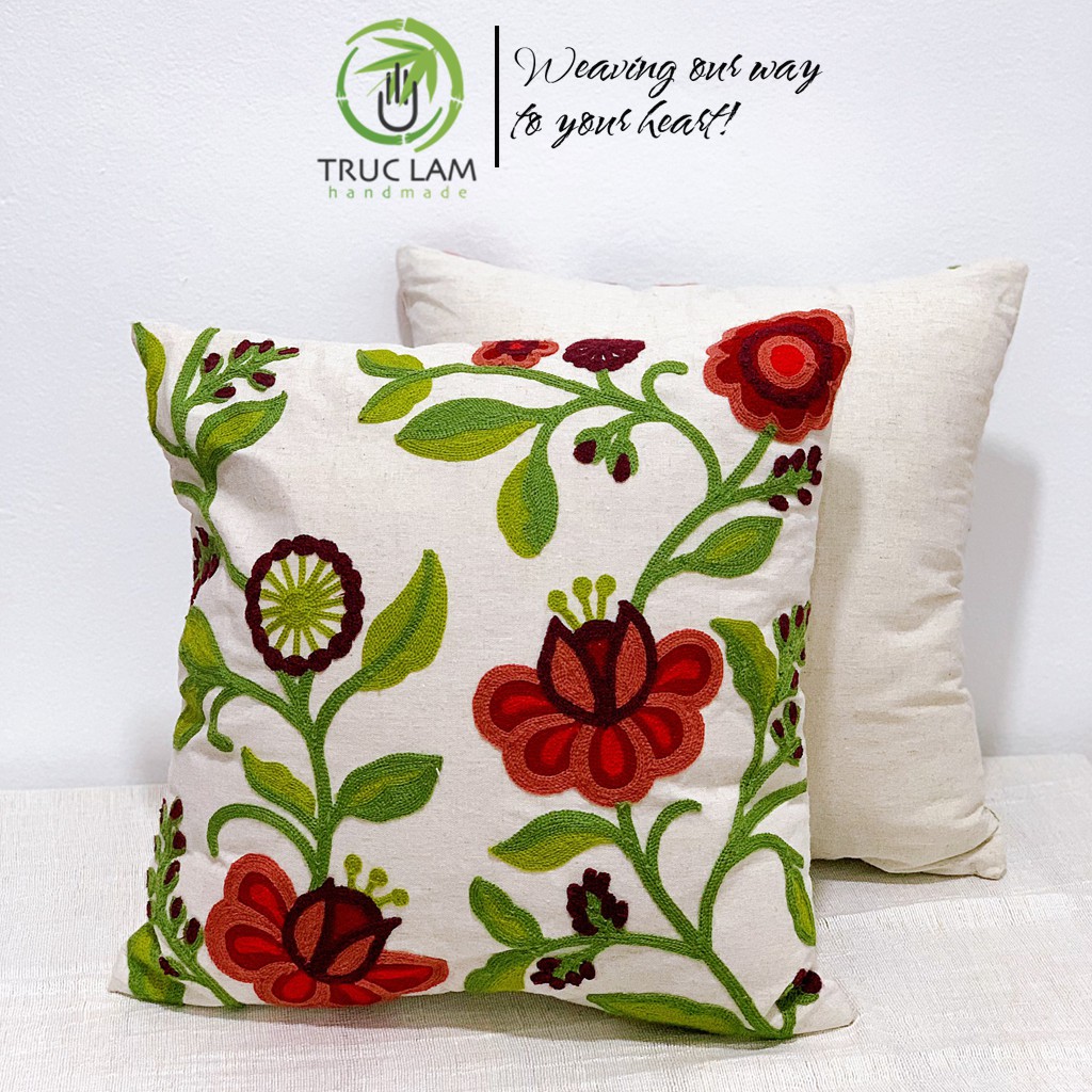 Gối/Vỏ Gối Vuông Tựa Lưng Sofa (45x45) Trang Trí Phòng Vải Linen Thêu Thủ Công Hình Hoa Đỏ Có Nhụy - Trúc Lâm Handmade