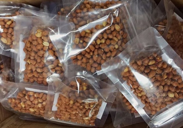 1kg Đậu Phộng Rang Tỏi Ớt ATVSTP - ăn chay được | BigBuy360 - bigbuy360.vn