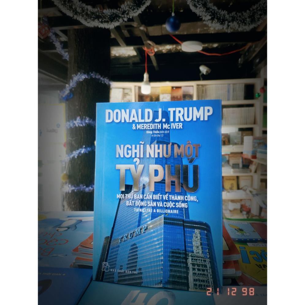 Sách - Nghĩ Như Một Tỷ Phú - NXB Trẻ