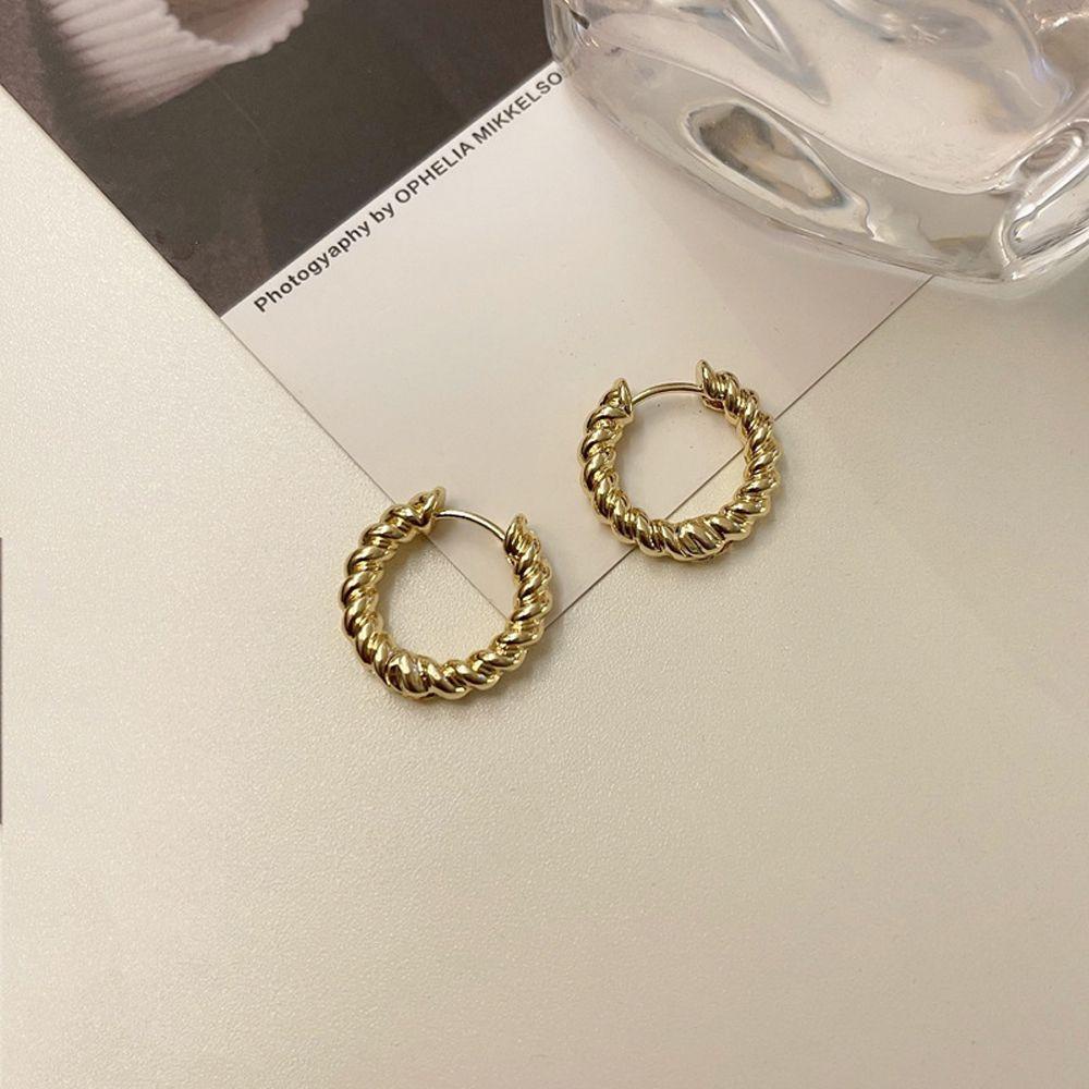 Khuyên Tai Kim Loại Hình Ốc Vít Nhỏ Đơn Giản Sáng Tạo Phong Cách Punk Hàn Quốc