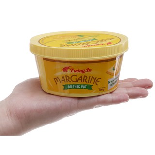 Bơ thực vật Tường An hộp 80g, 200g