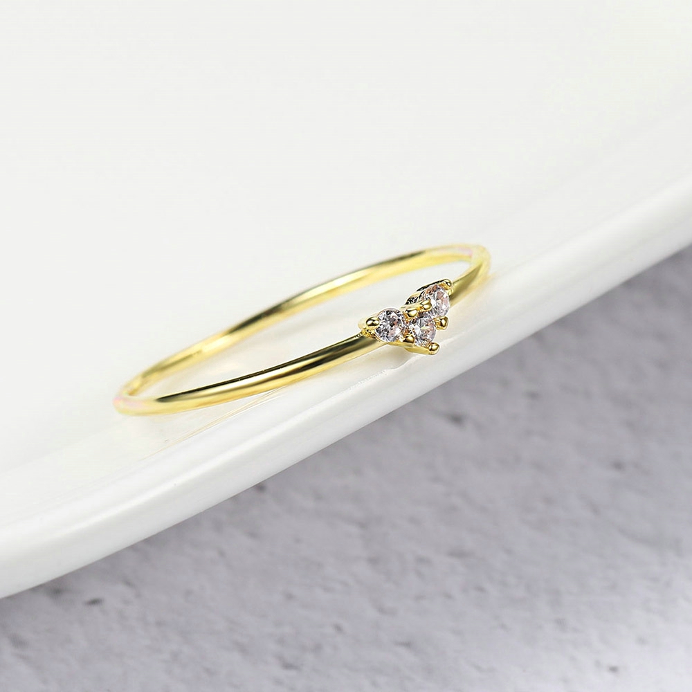 ZHOUYANG Ánh sáng Yellow Gold Zircon khoan Slim Love Heart Vòng For the phụ nữ cô gái sinh nhật Đảng quà tặng trang sức ngón đeo nhẫn KAR173