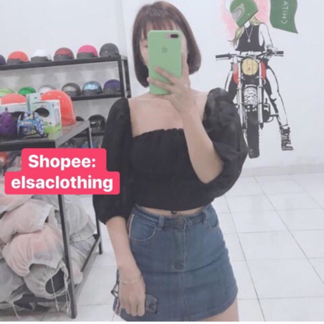 Áo Croptop tay phồng cổ vuông nút bọc