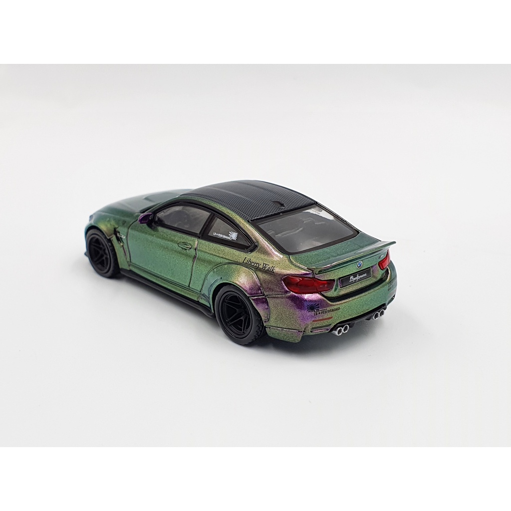 Xe Mô Hình LB*WORKS BMW M4 Purple Green Metallic LHD 1:64 MiniGT (Tím Biến Màu)